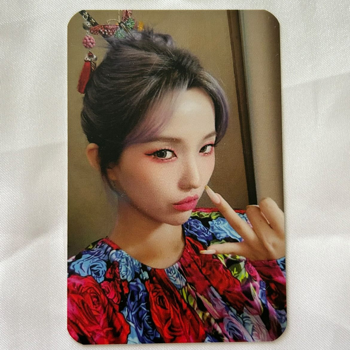IDLE - I Burn Soyeon Photocard