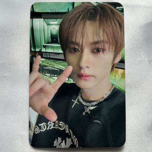 Stray Kids Rockstar Leeknow Apple Music POB